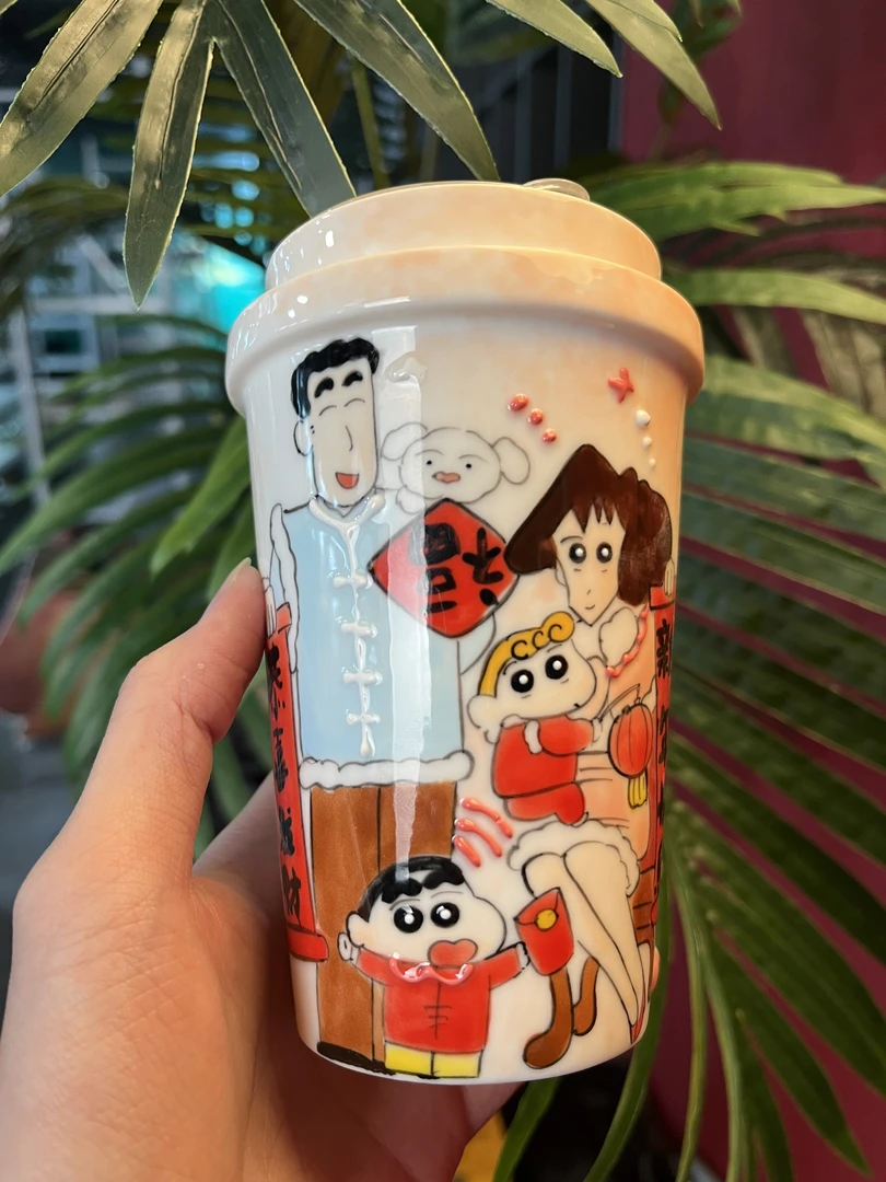 景德镇陶瓷蜡笔小新全家福可乐杯吸管杯