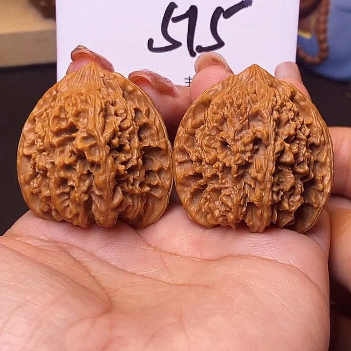 桃核吊坠满天星38无刀痕s