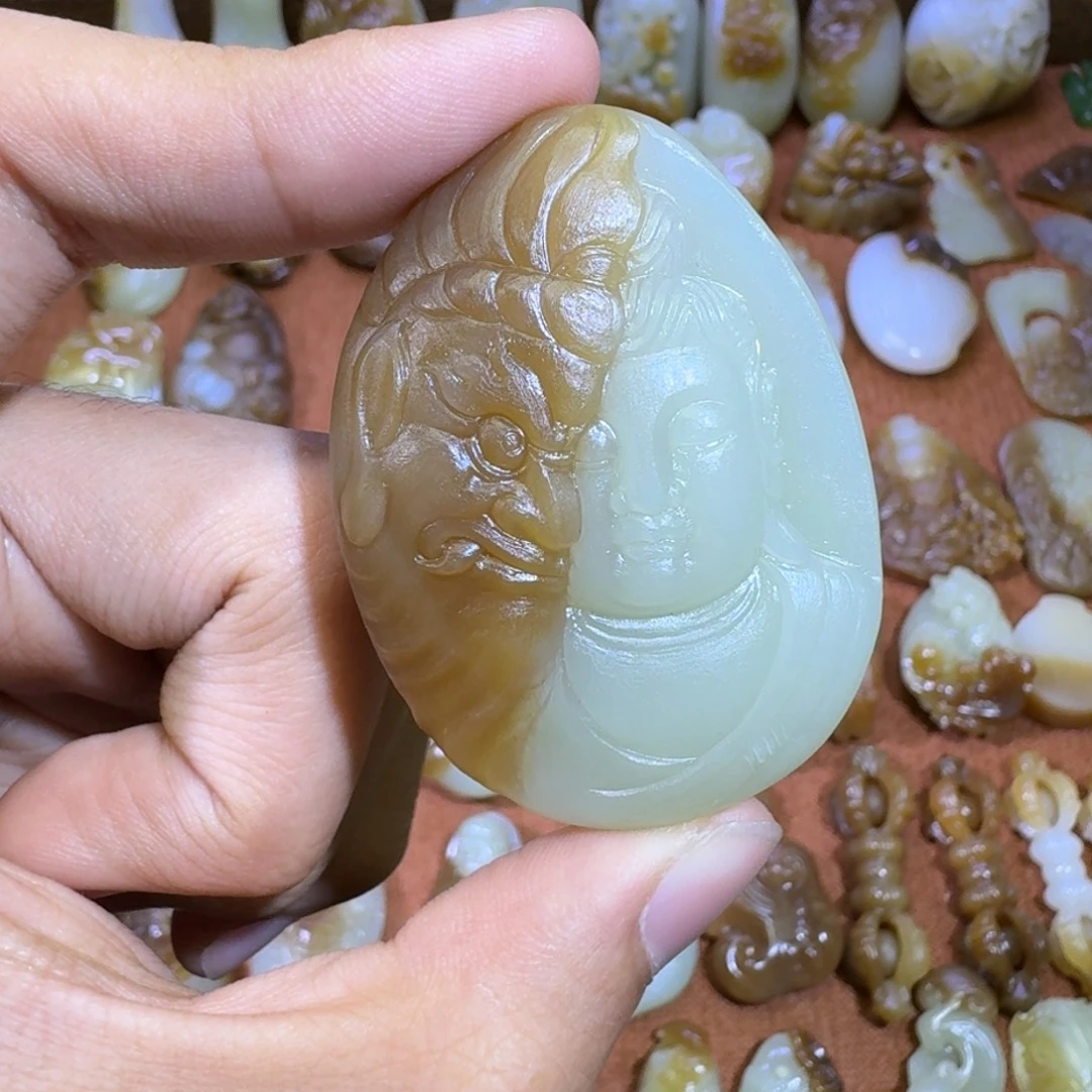 和田玉未镶嵌颈饰