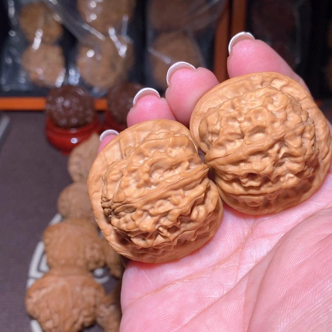 文玩核桃把件密****.天地