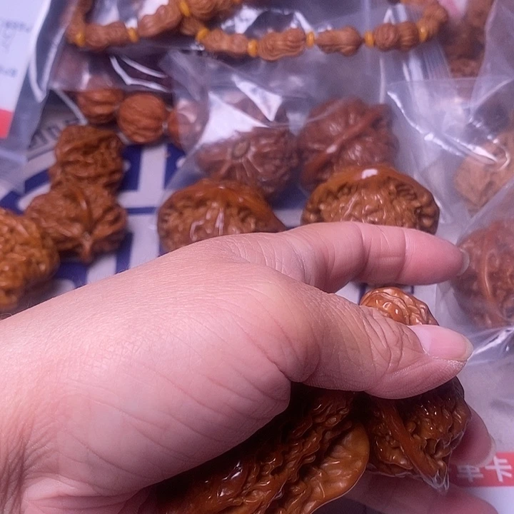 2***航文玩核桃吊坠葫芦