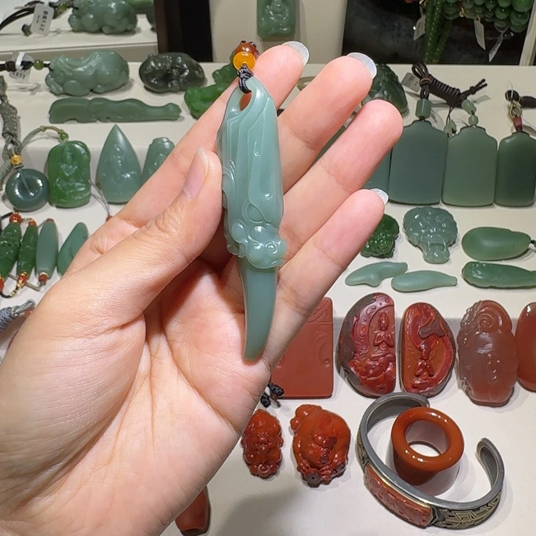 和田玉（碧玉）未镶嵌吊坠(赠链)龙牙