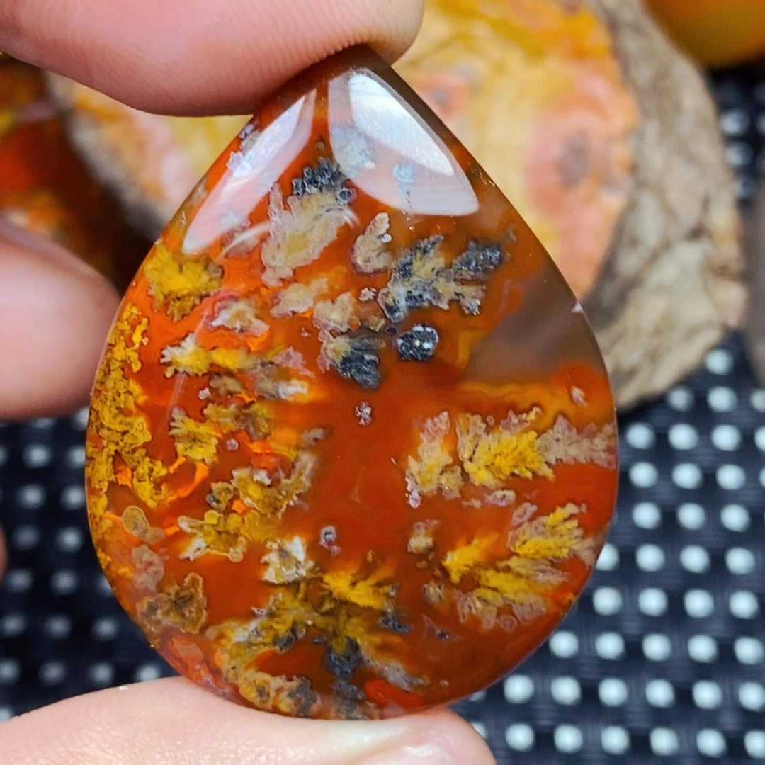 未镶嵌吊坠(不含链)玛瑙/玉髓宝*