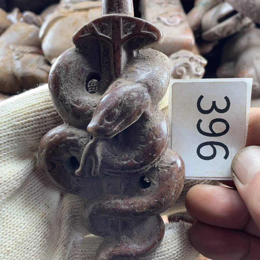 和田玉（糖玉）未镶嵌挂件