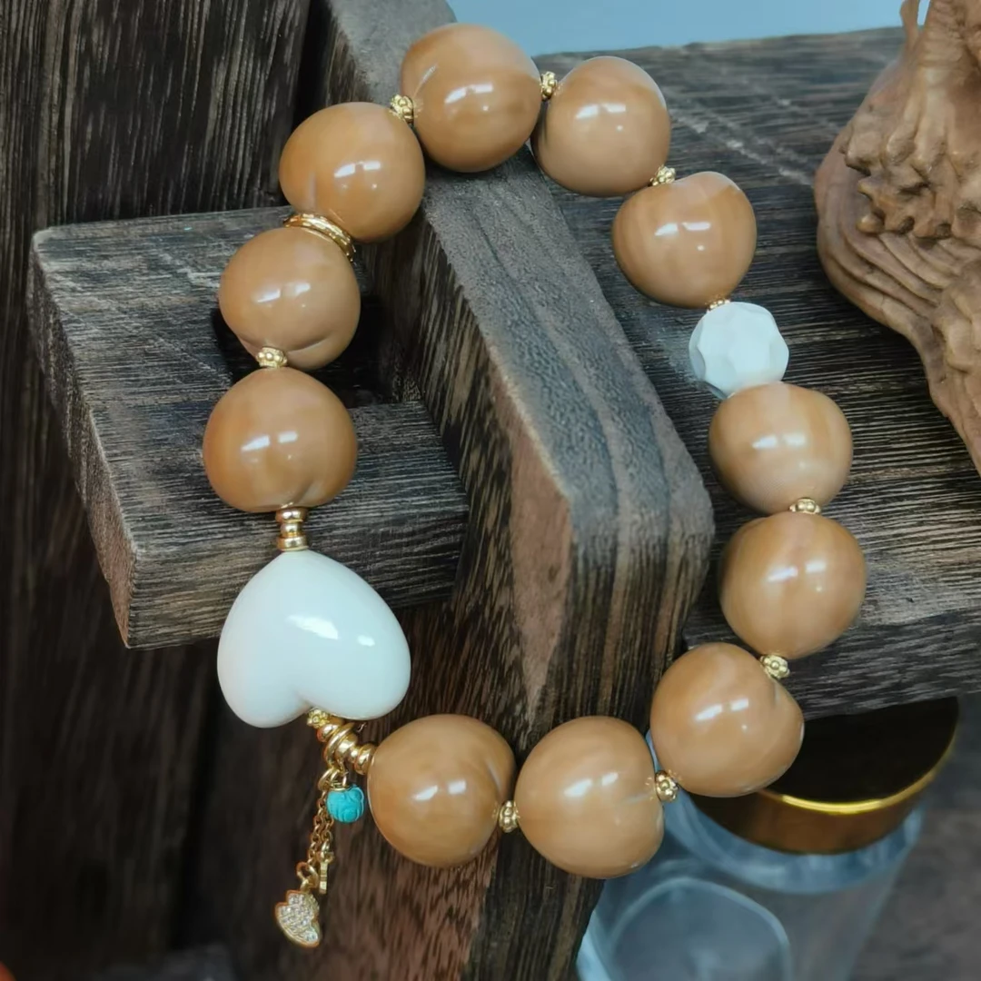 非金属皮质手链 手饰手串心形造型