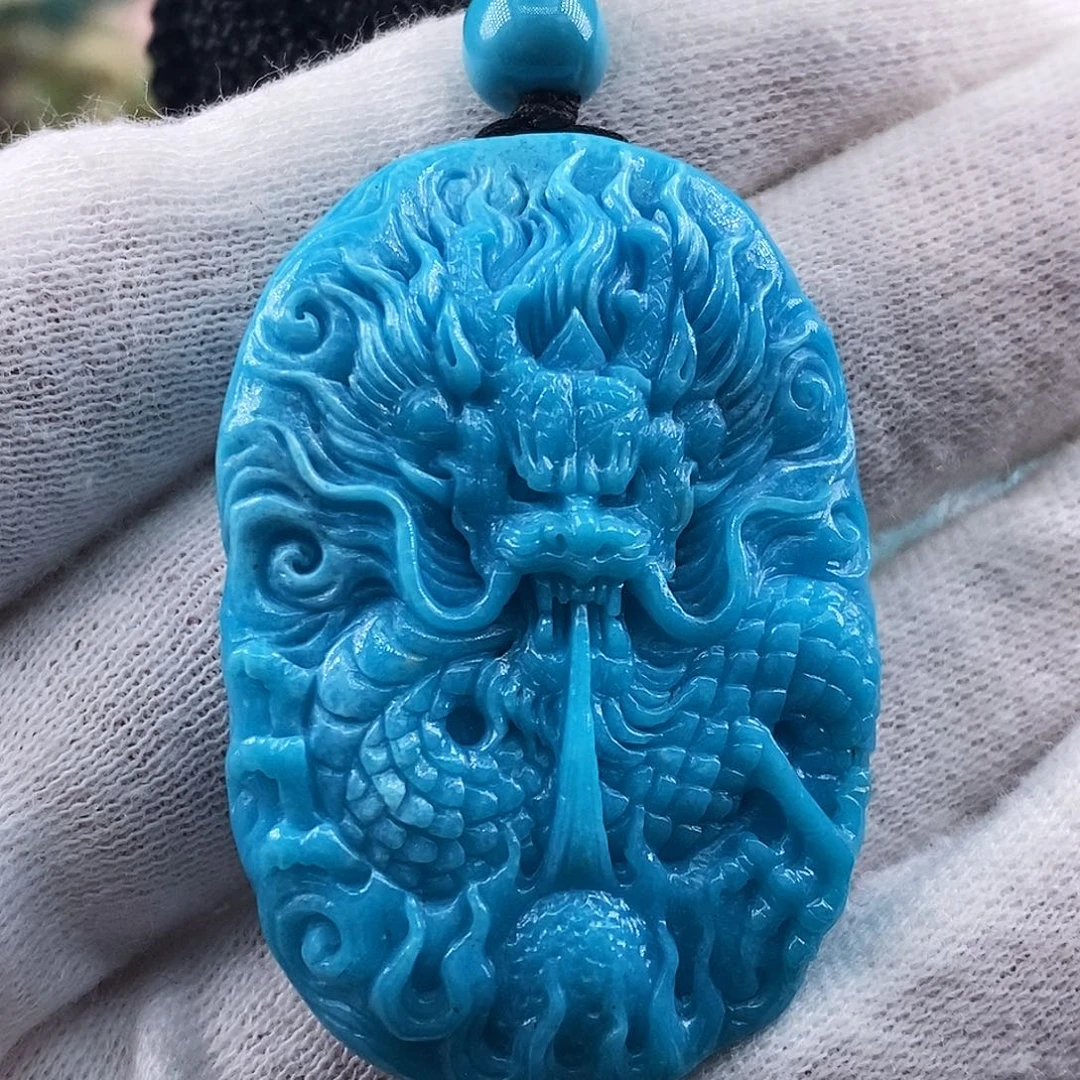 往***风绿松石未镶嵌珠宝奇石