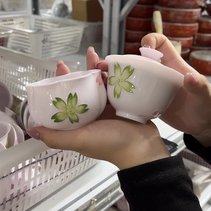 两件套哈哈哈哈哈哈哈哈