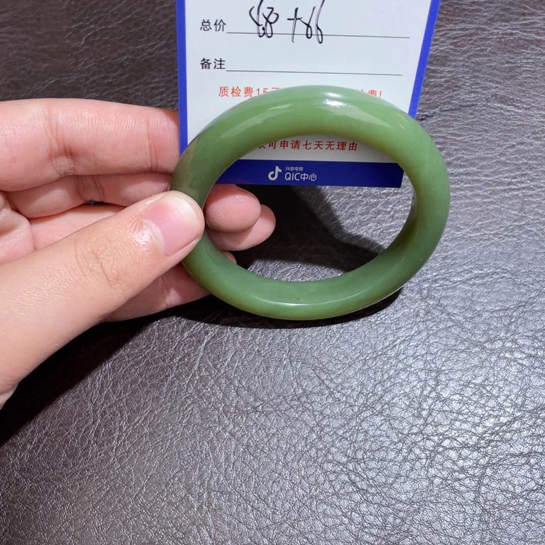 颈饰未镶嵌和田玉闲*闲