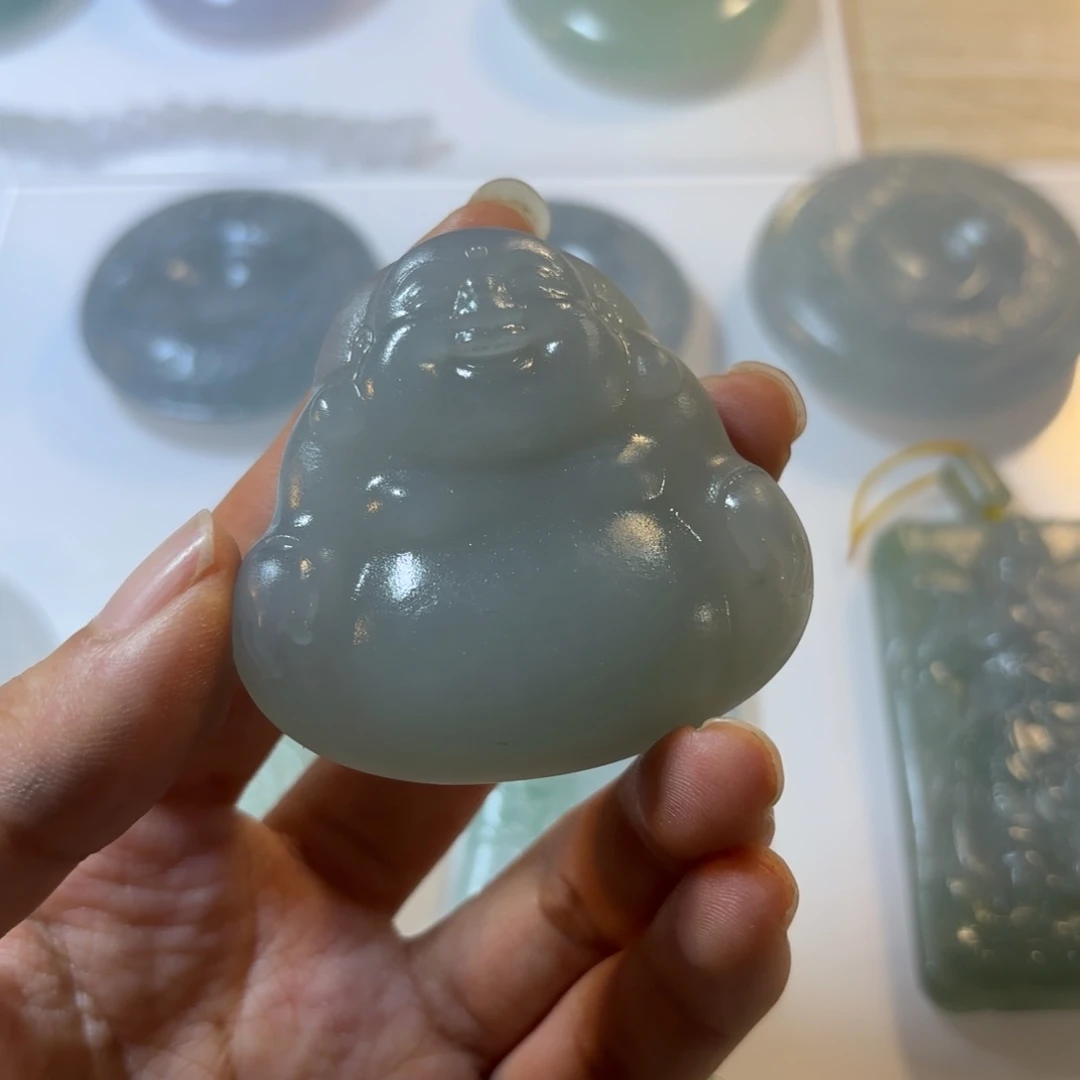 颈饰未镶嵌翡翠大肚佛