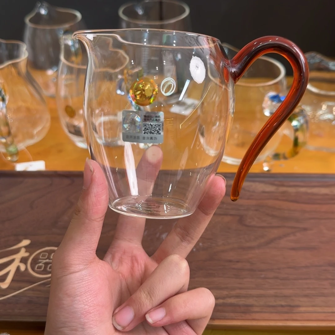 禾器怡然公道杯琥珀色