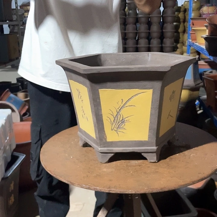 32黄色六方花盆花盆