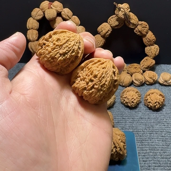 文玩核桃把件南疆石福利36尺
