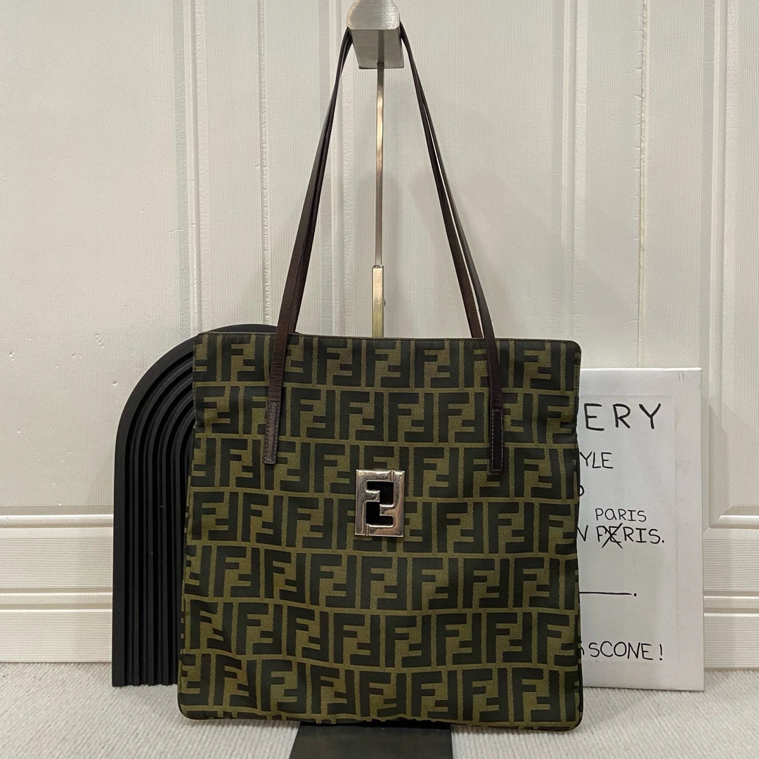 95新 FENDI/芬迪 芬迪中古老花托特