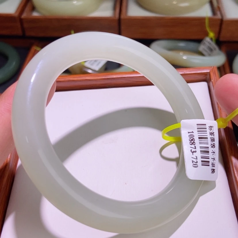 【闪购商品】和田玉手镯未镶嵌5859