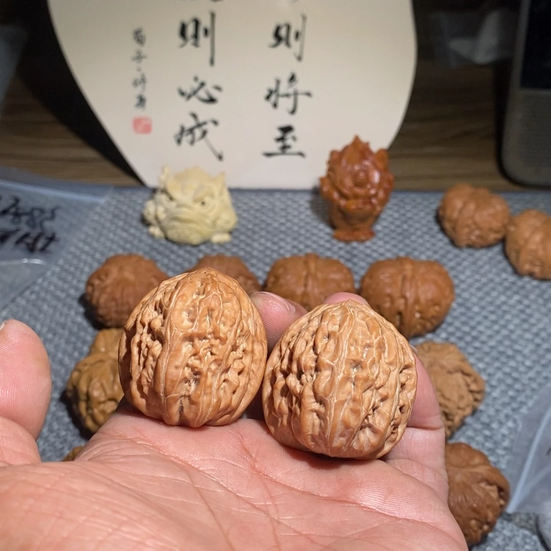 35铁锤。
