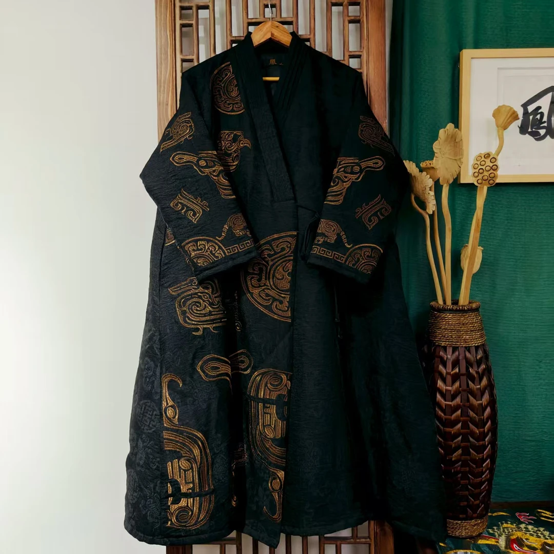 （LS441-6）凤徕兮私人定制黑福禄底青铜面具刺绣斜襟系带棉服（棉）