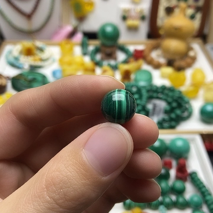 孔雀石未镶嵌单珠