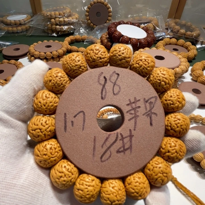 桃核手串18文玩桃核手串直播