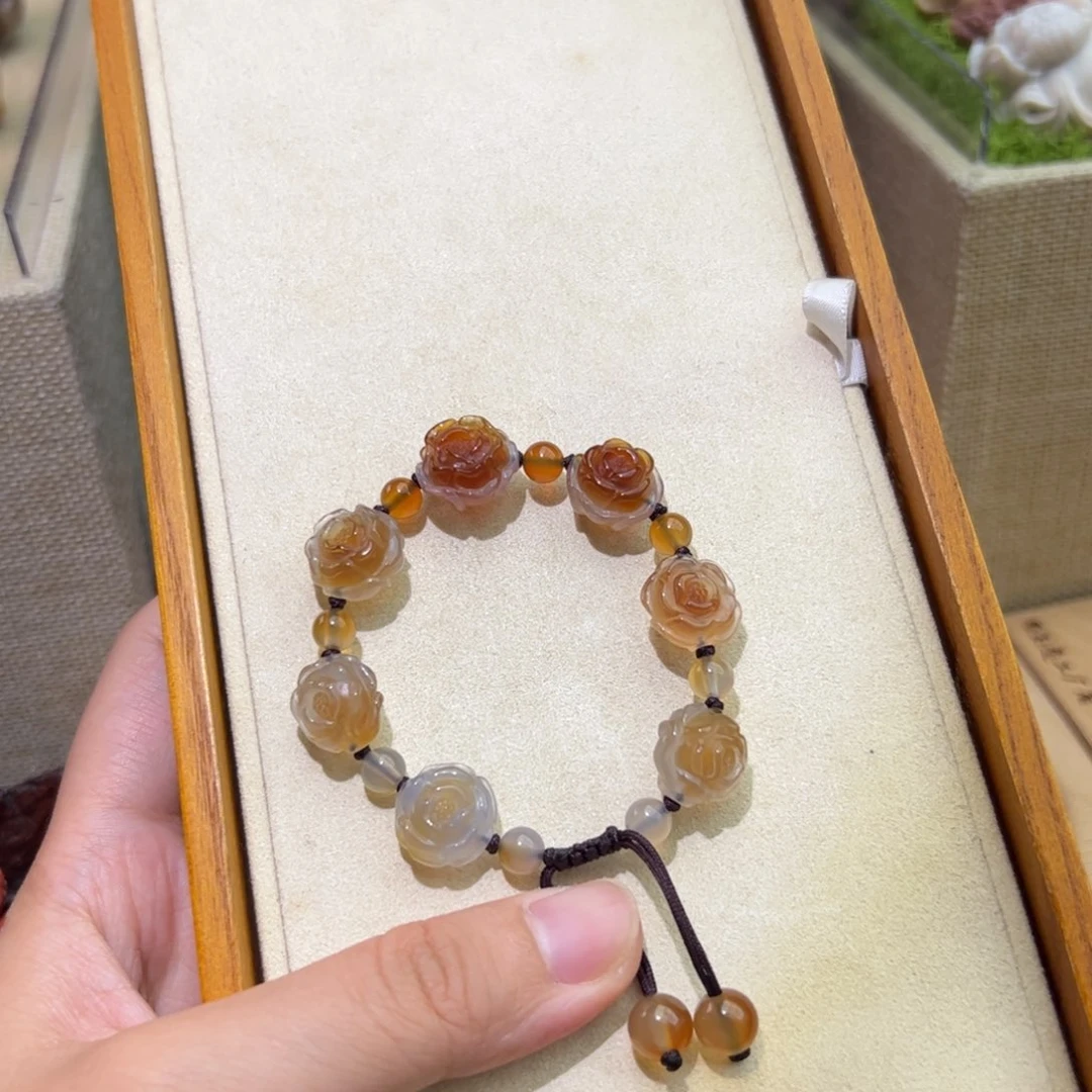 a***亿玛瑙/玉髓未镶嵌手链