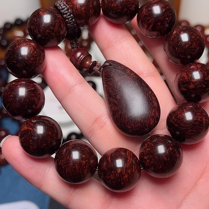 用***5黄花梨/降香黄檀。1.8