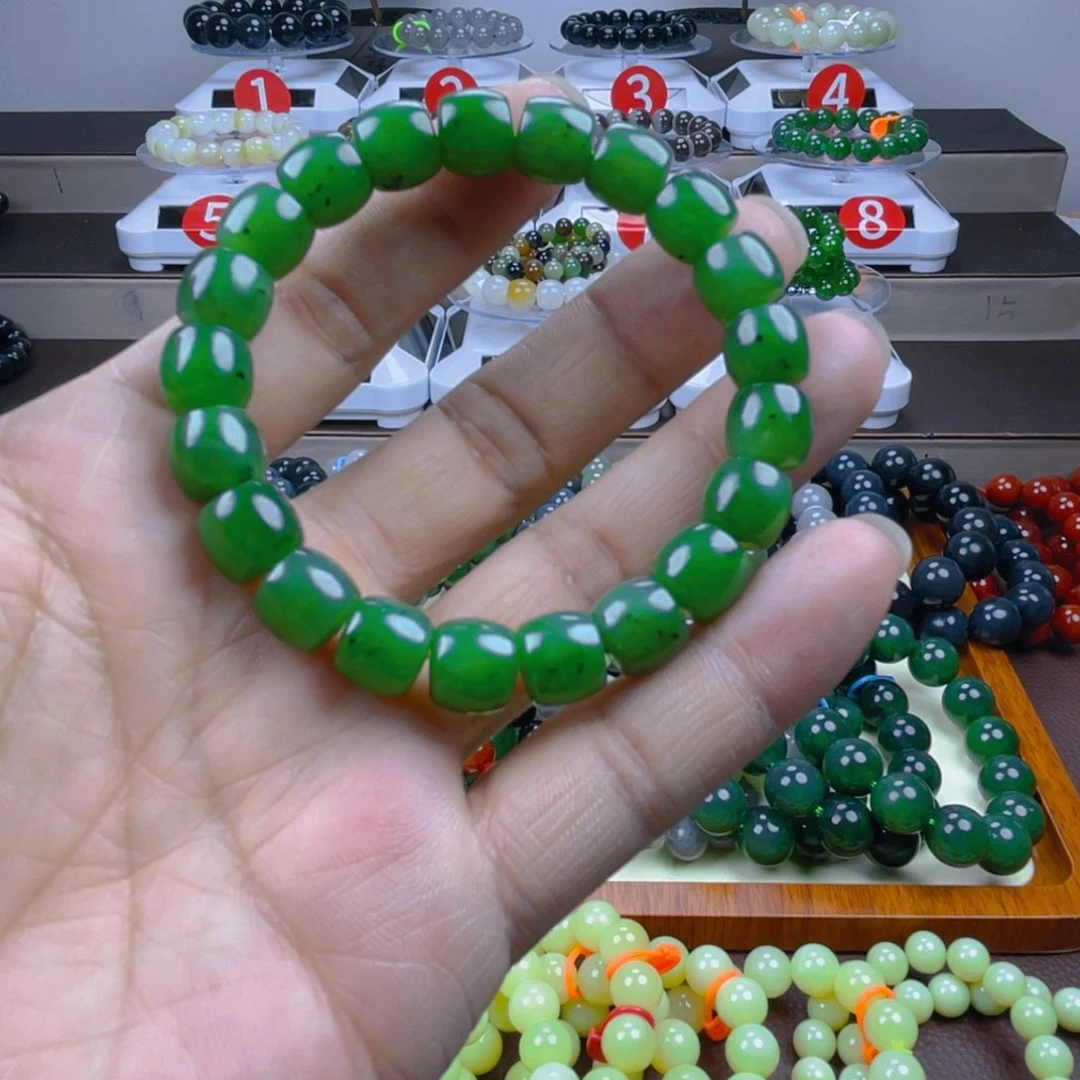 未镶嵌和田玉手链