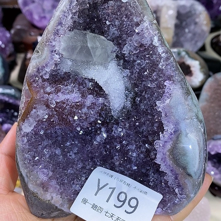 紫晶大型摆件（非配饰）未镶嵌