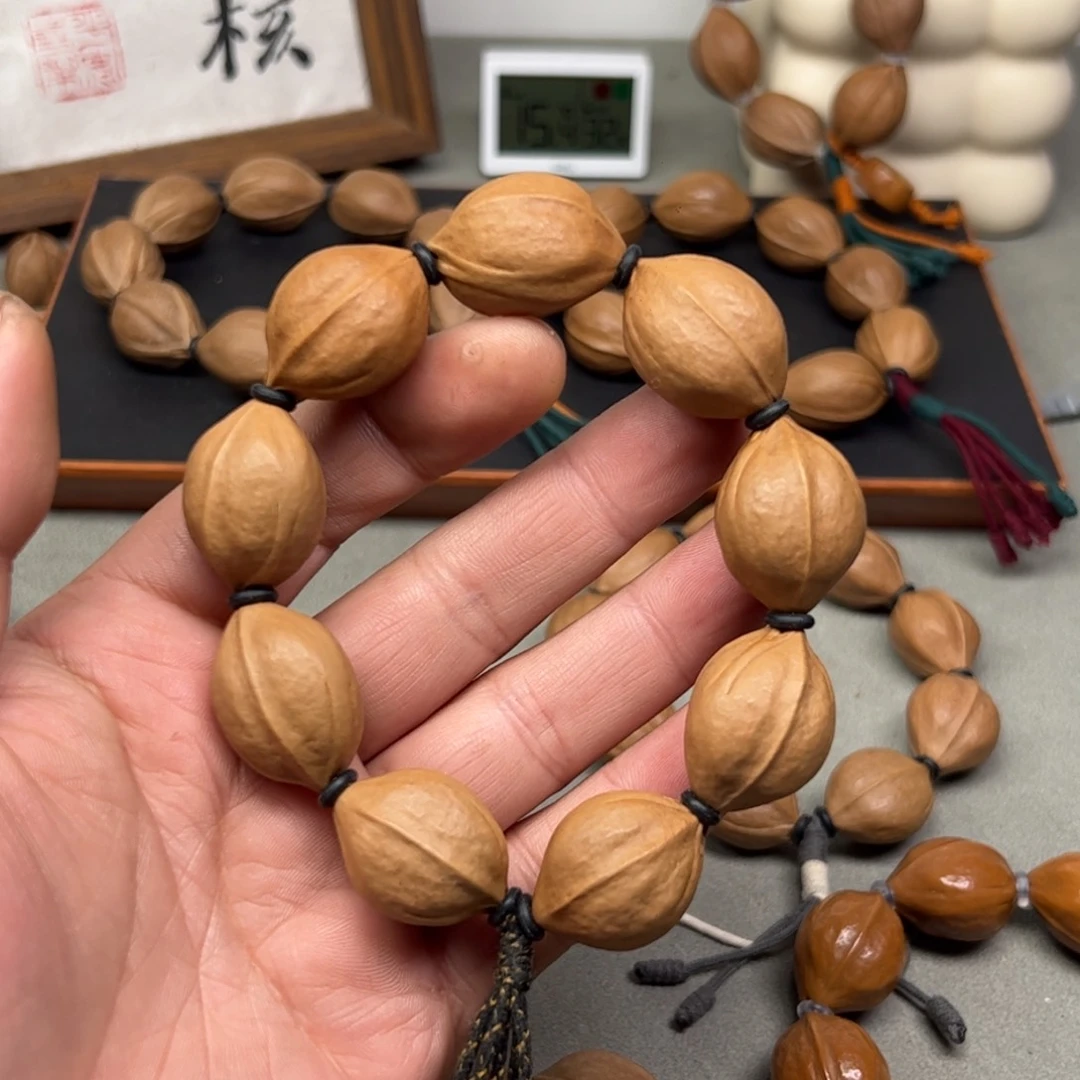 橄榄核手串/手链啷****。原生态2028