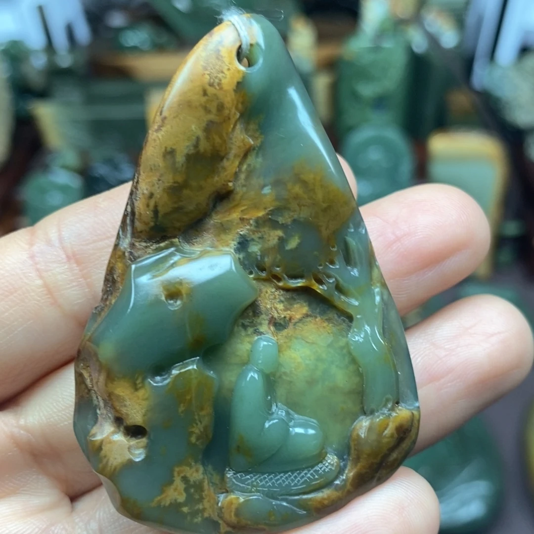 岫岩河磨玉（透闪石质玉）未镶嵌把件