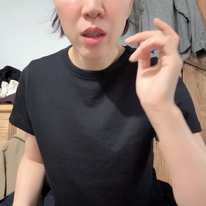 好想要小点衣服和裙子呜呜啊