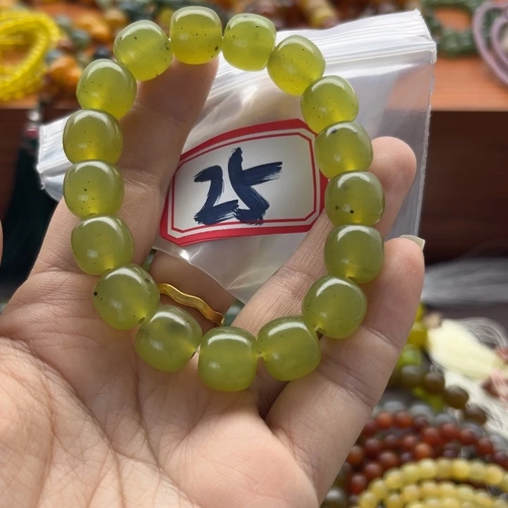 ****未镶嵌蛇纹石玉手链