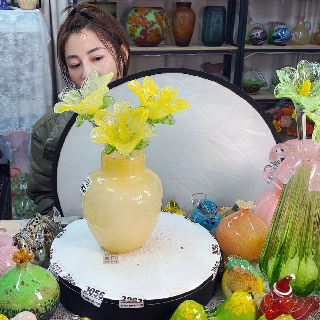 3花1瓶 福利家悦琉璃工艺品瓶不完美