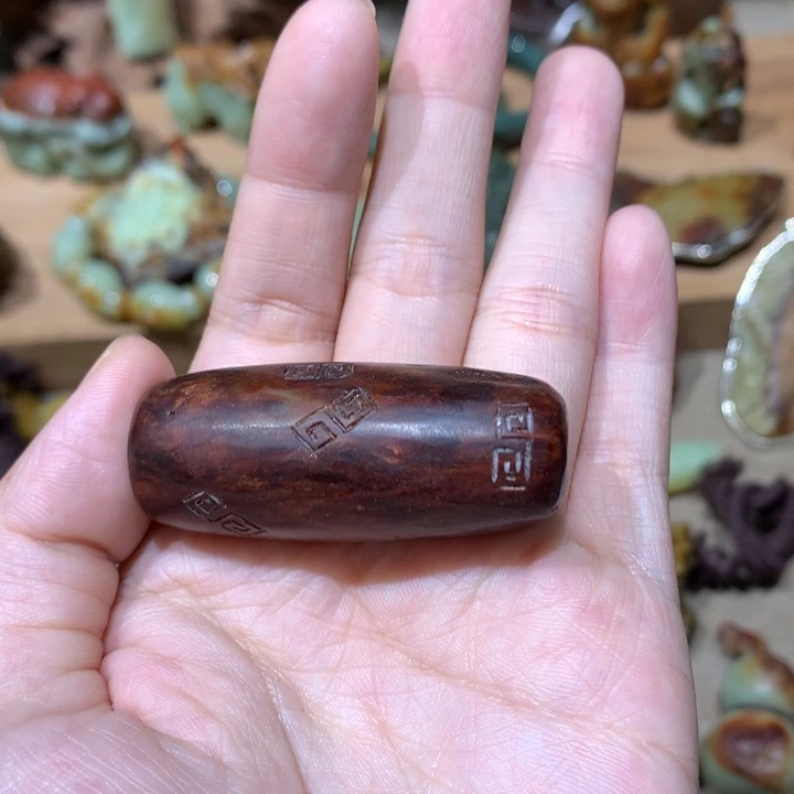 未镶嵌岫岩河磨玉(透闪石质玉)挂件