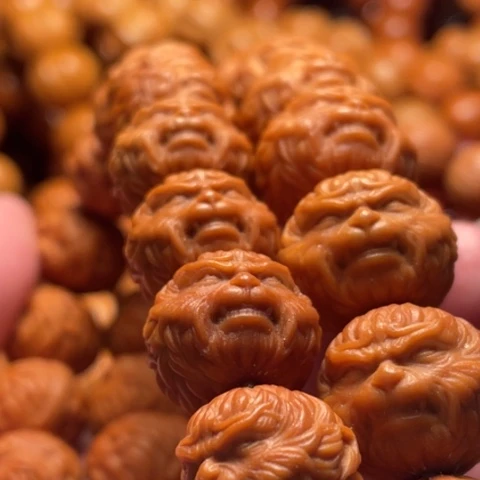 猴头核桃手串余*叔舞台