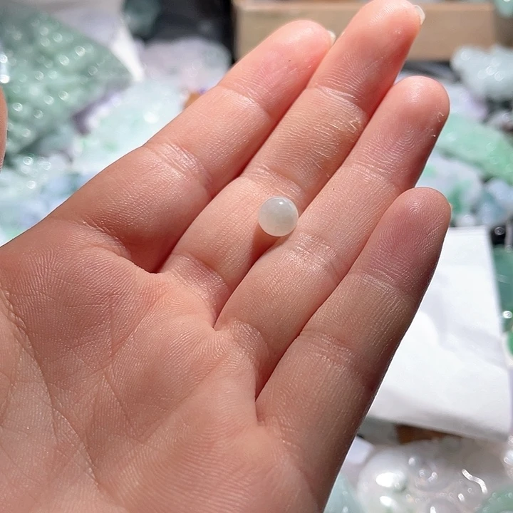 翡翠未镶嵌颈饰珑*天然