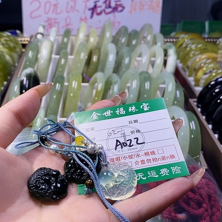 蛇纹石玉银S925镶嵌颈饰