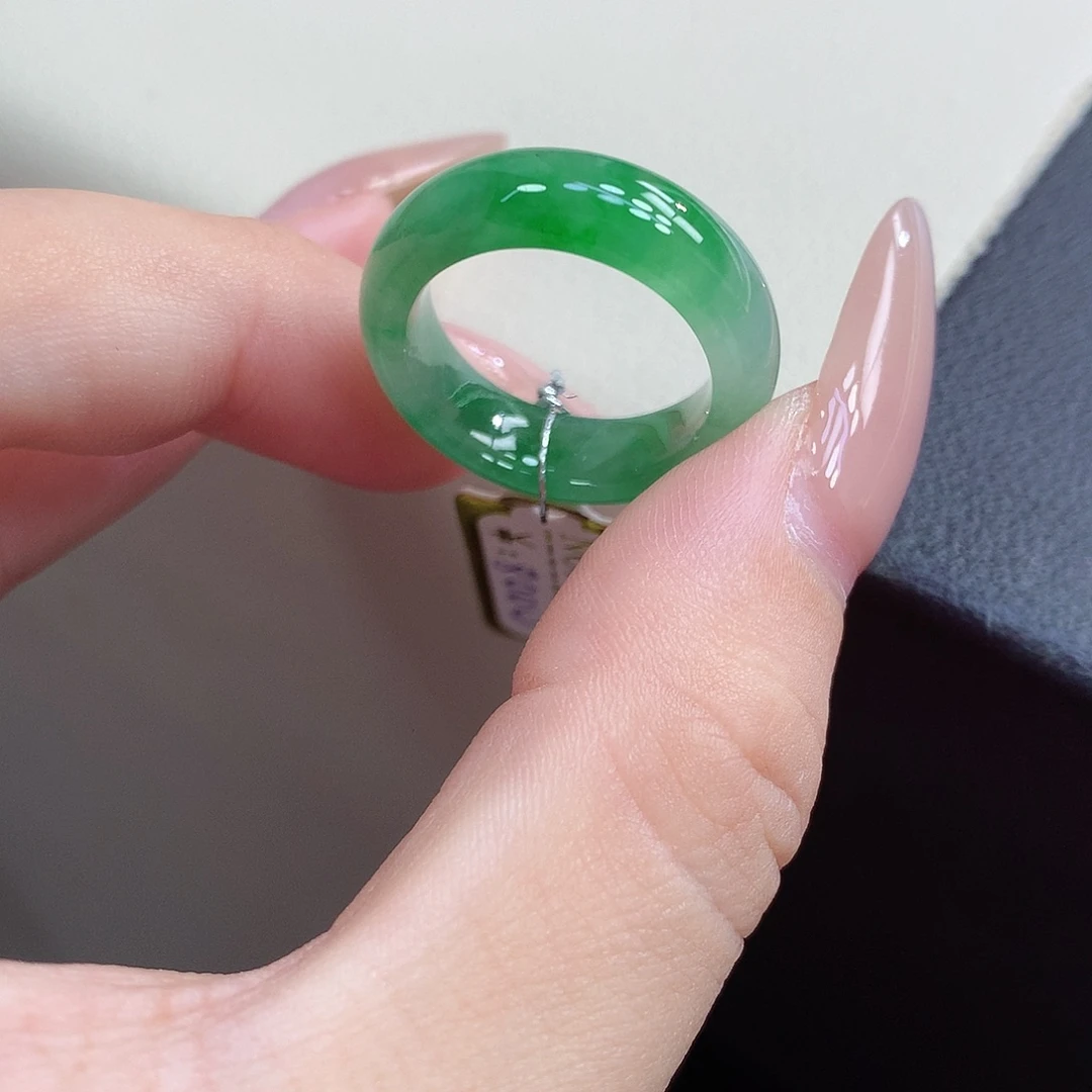 翡翠未镶嵌戒圈14号