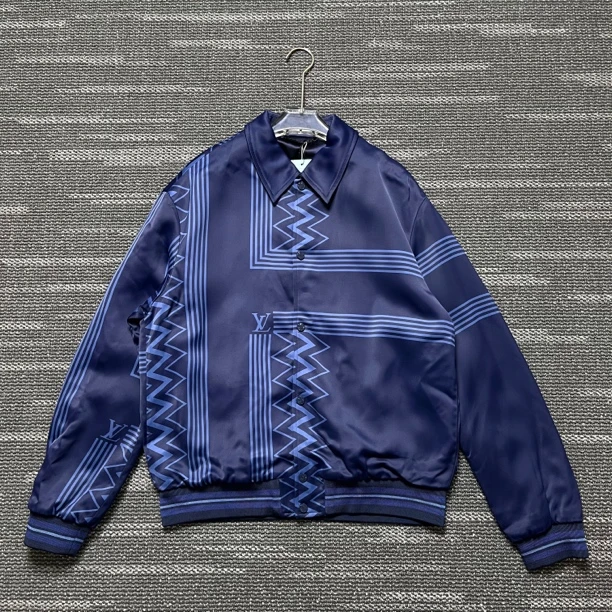99新 LouisVuitton/路易威登 条纹排扣飞行员夹克外套/52码/2518