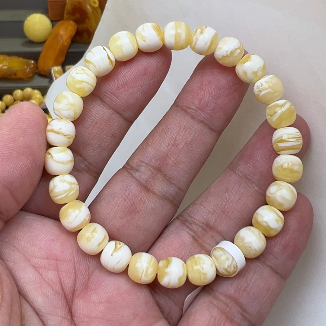 蜜蜡未镶嵌裸石8加7.85克