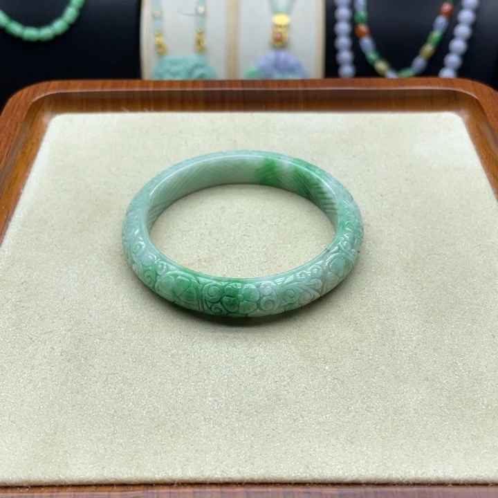 翡翠未镶嵌手镯翡翠手镯56