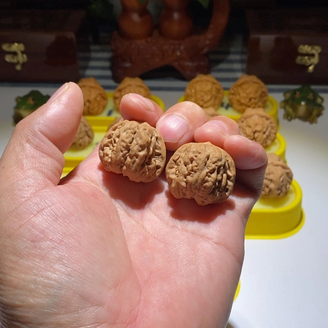 文玩核桃吊坠壮****）昌平蛙直播中欢迎选购