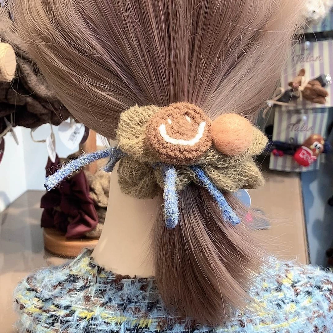 布艺非金属笑脸新款毛线发圈