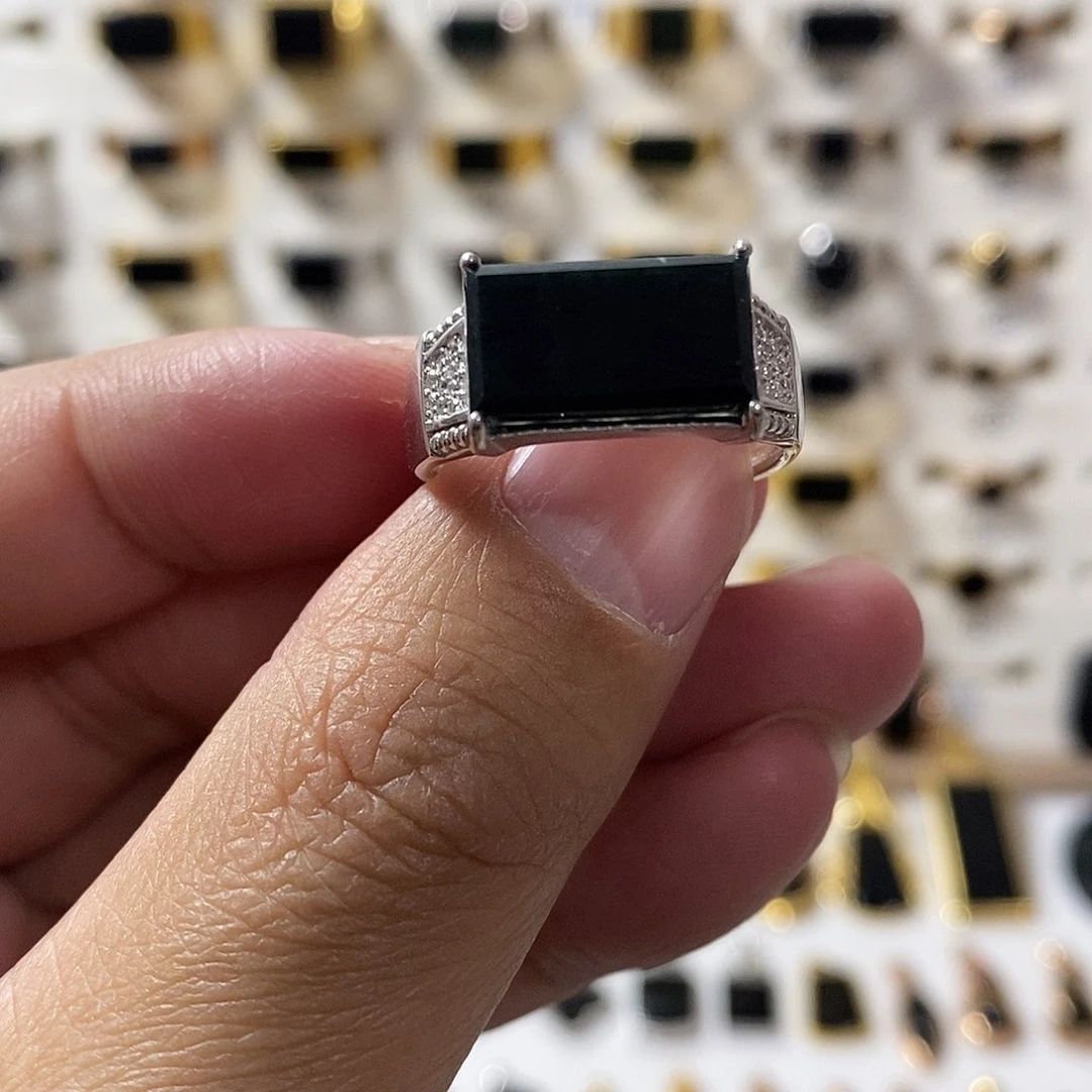 翡翠手链未镶嵌墨翠