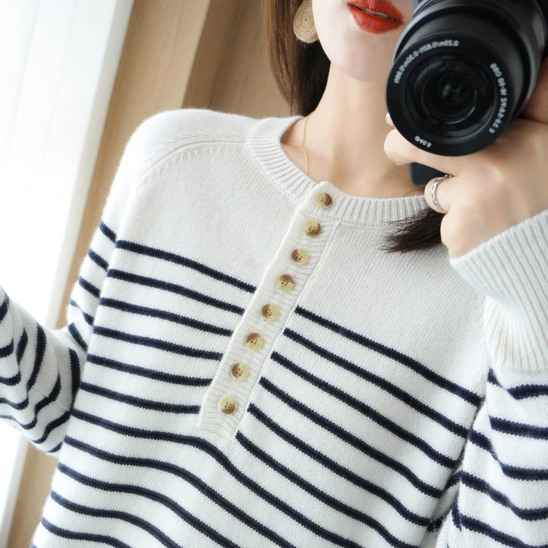 325半开襟条纹时尚