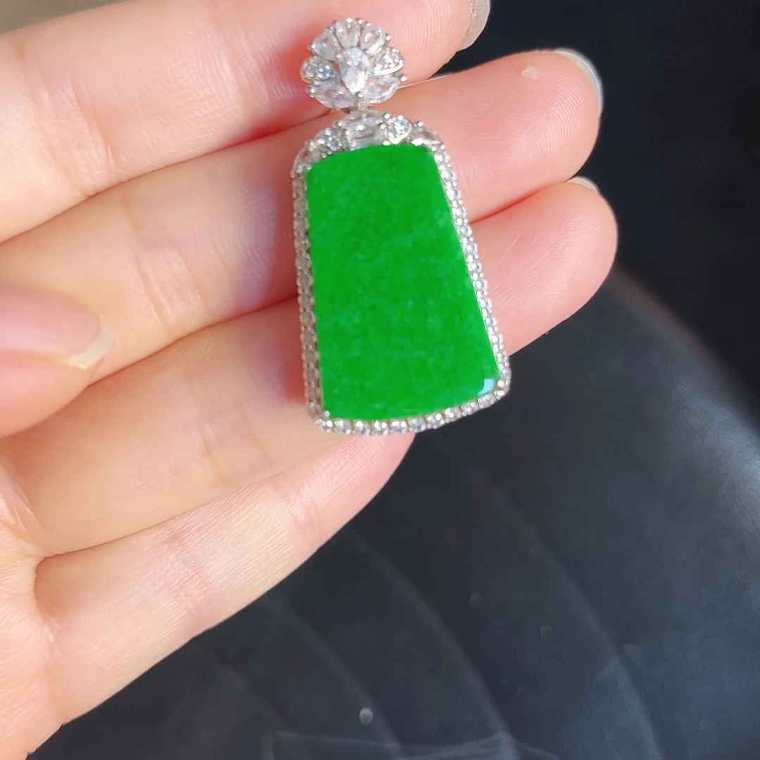 翡翠银S925镶嵌颈饰