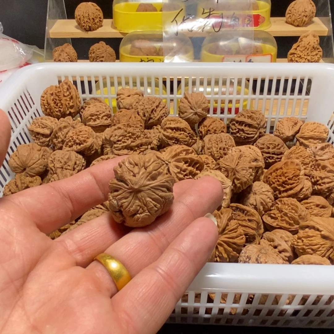 ****饭吊坠文玩核桃核桃异形