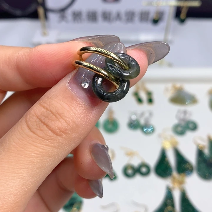翡翠未镶嵌耳饰耳饰