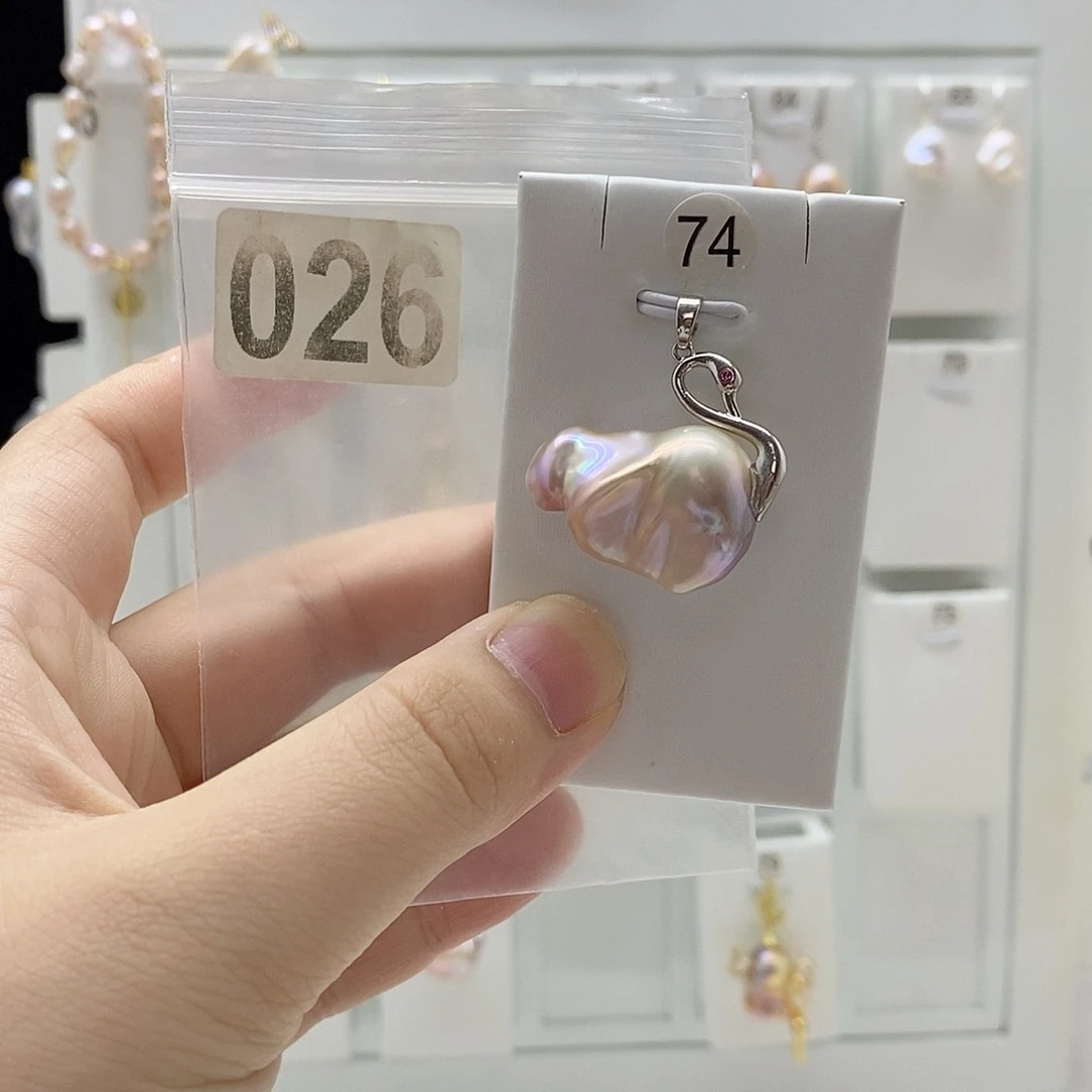 淡水珍珠颈饰合金