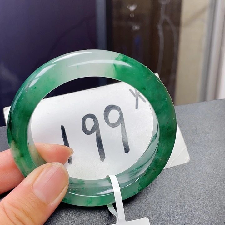 石英质玉手镯未镶嵌瑶55