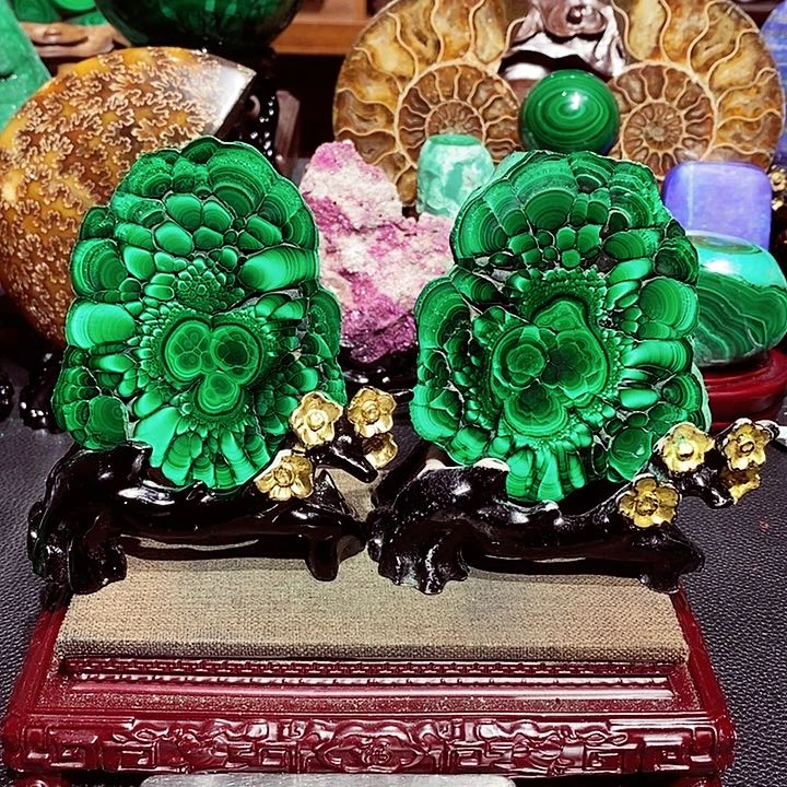 石材孔雀石。孔雀石。孔雀石
