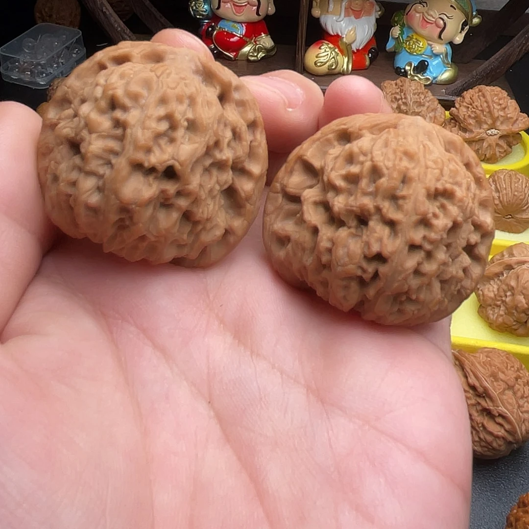 乔***君文玩核桃吊坠90南疆